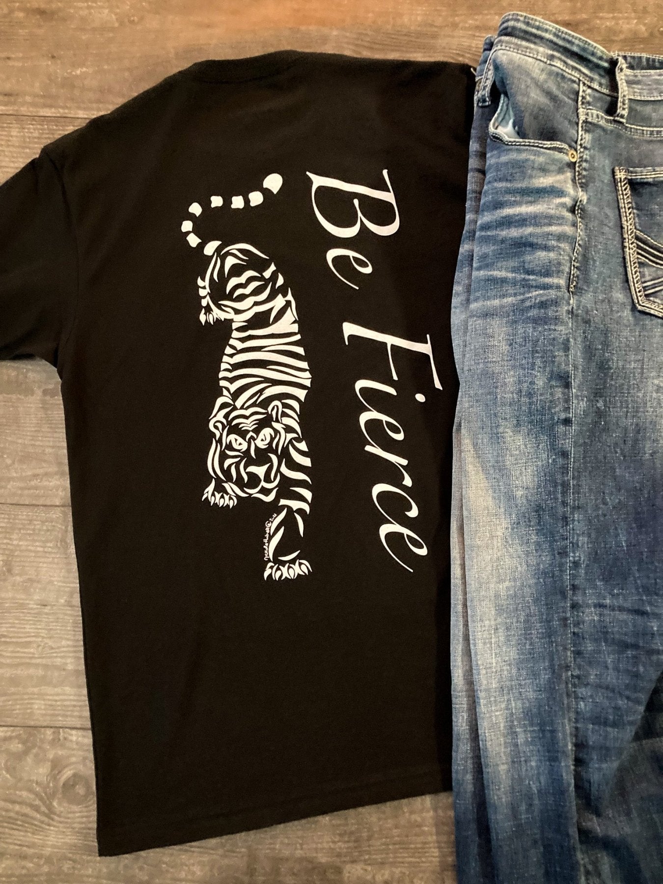 Be Fierce Tiger Hand - drawn T-Shirt | Men's