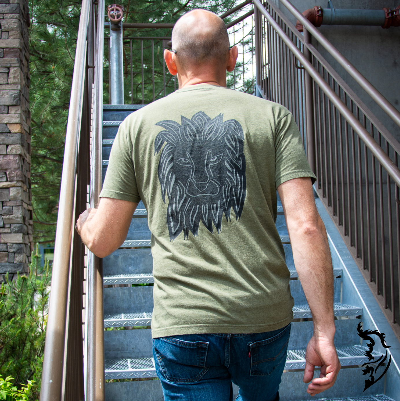 Courage Lion Hand-drawn T-Shirt | Men's