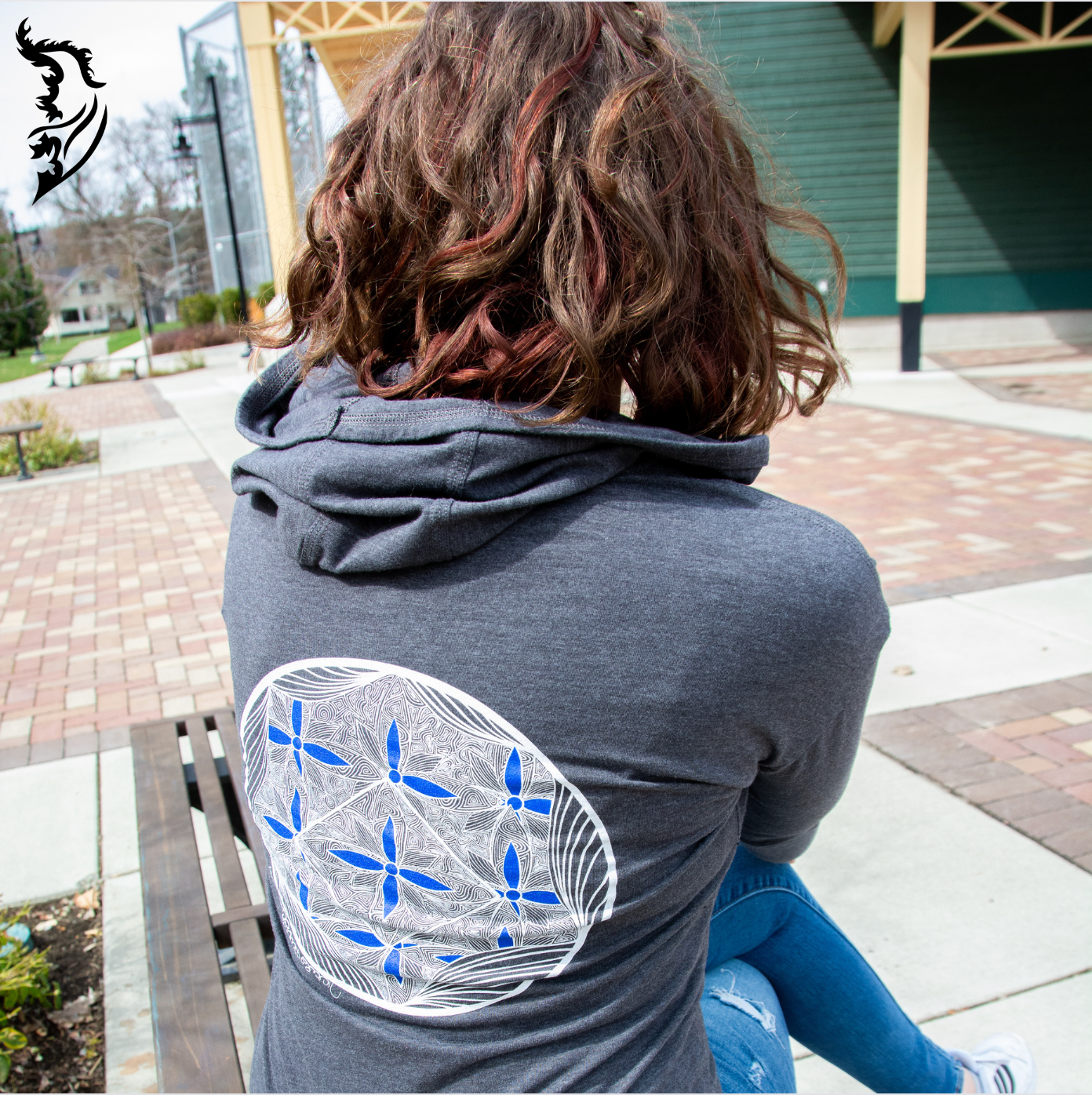 Blue Tangled Flower Hand-drawn Hooded Tee